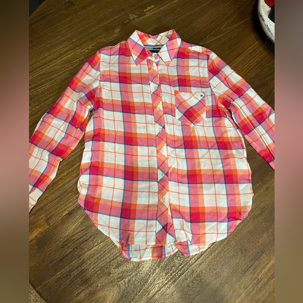 Tommy Hilfiger Women’s Plaid Button Up